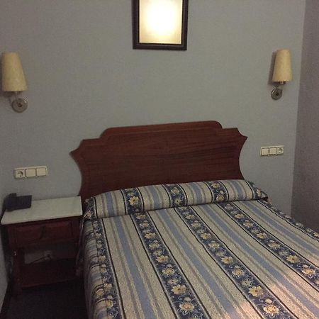 El Pilar Hotel La Carlota Ngoại thất bức ảnh