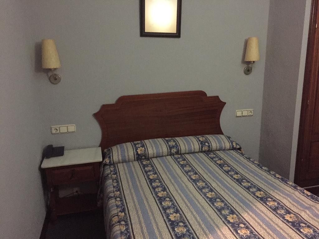 El Pilar Hotel La Carlota Ngoại thất bức ảnh